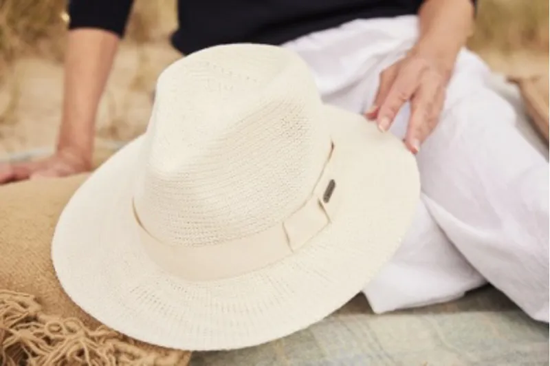 Barbour Fairbourne Fedora Yarrow-1